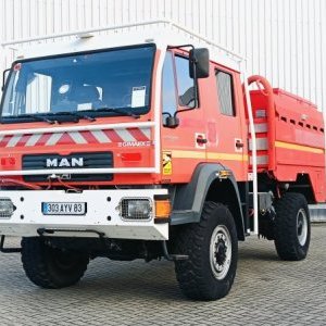 foto 4x4 MAN hasič 4m3 + 200 ltr CAMPER Rosenbauer