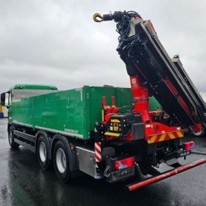 foto 6x4 MAN valník 6.5m+HR Fassi rotátor