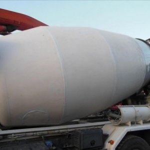 foto pumi 24m/9m3 beton mix+pumpa 8x4 MAN +Sermac