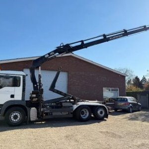 foto 6x2 MAN hák. kont. nosič + HIAB