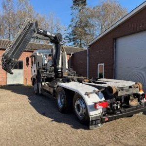 foto 6x2 MAN hák. kont. nosič + HIAB